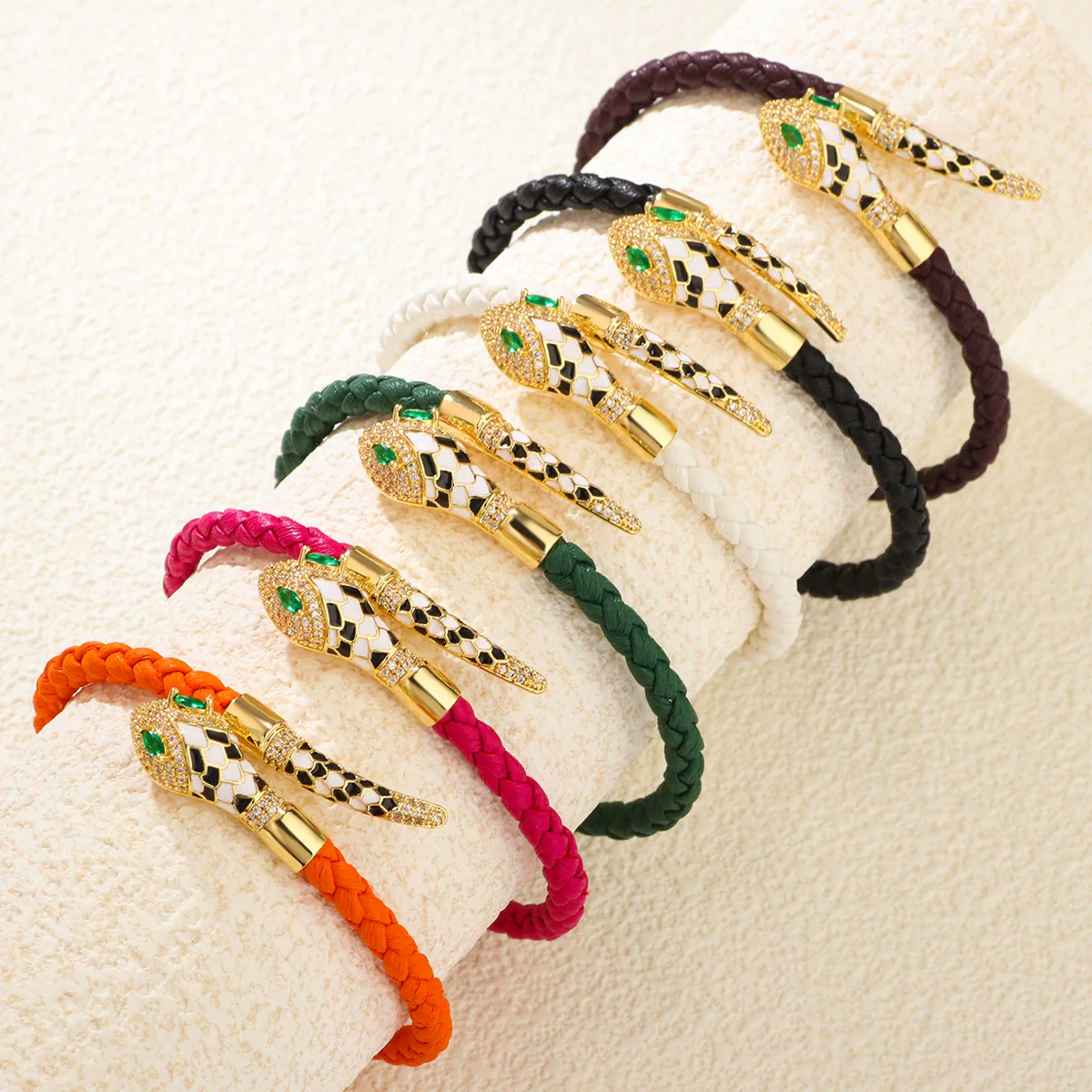 Wholesale Woven Open Bracelet Zinc Alloy Snakeshaped Vintage Rhinestone Snake Head Microinlay Animals Zodiac Style - Image 3