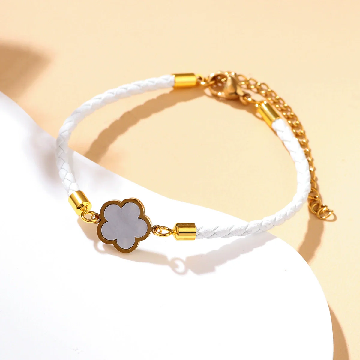 Wholesale Zodiac Year Red Rope Bracelet For Women Zinc Alloy Fourleaf Clover Seiko Style - Image 8