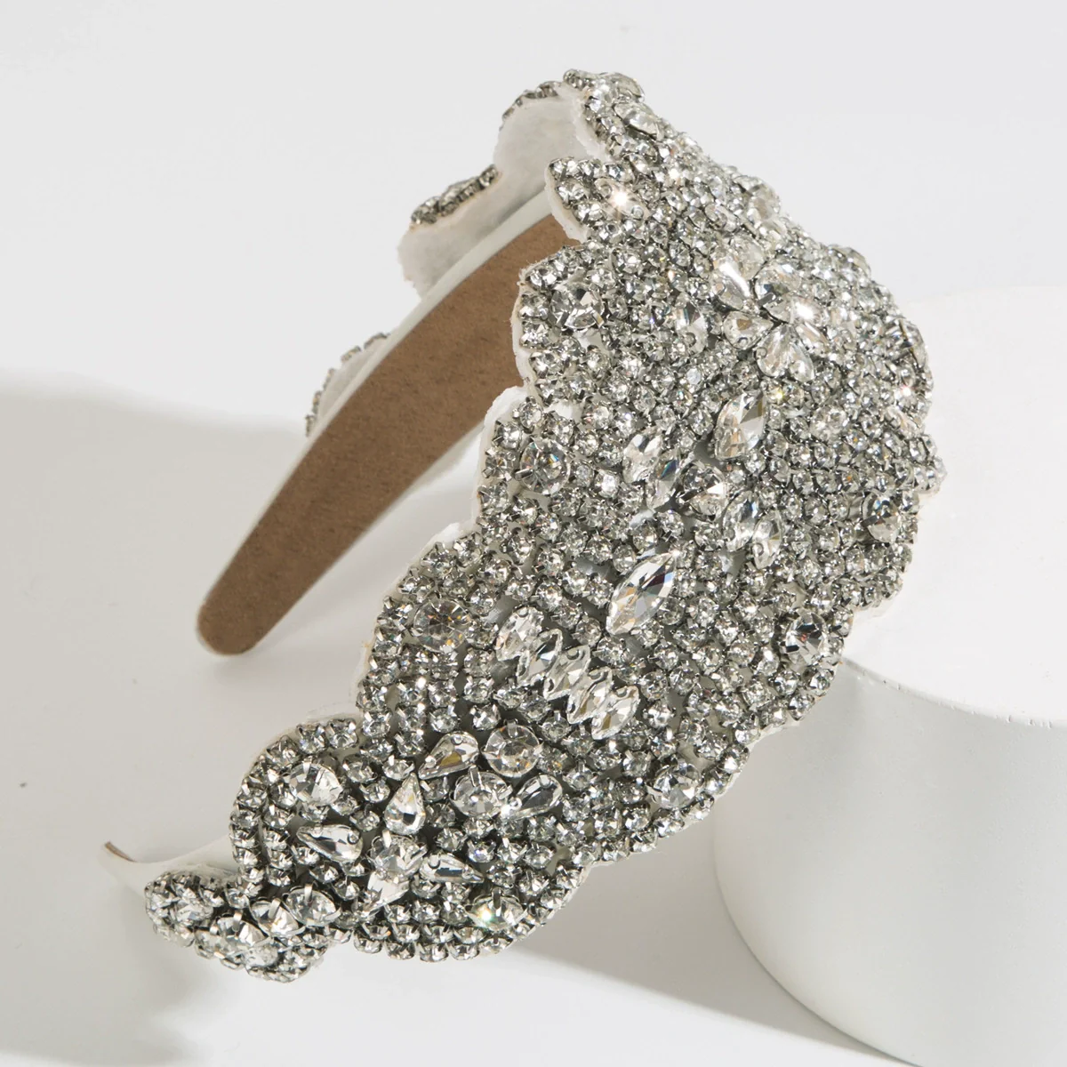 Widebrimmed Hair Hoop Rhinestone Light Luxury Headband For Women - Image 8