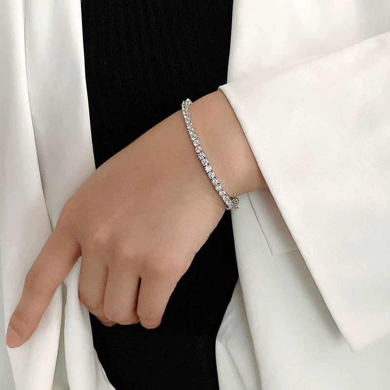 Women's 925 Silver Geometric Tennis Chain Moissanite Bracelet With Diamond Design - Image 2