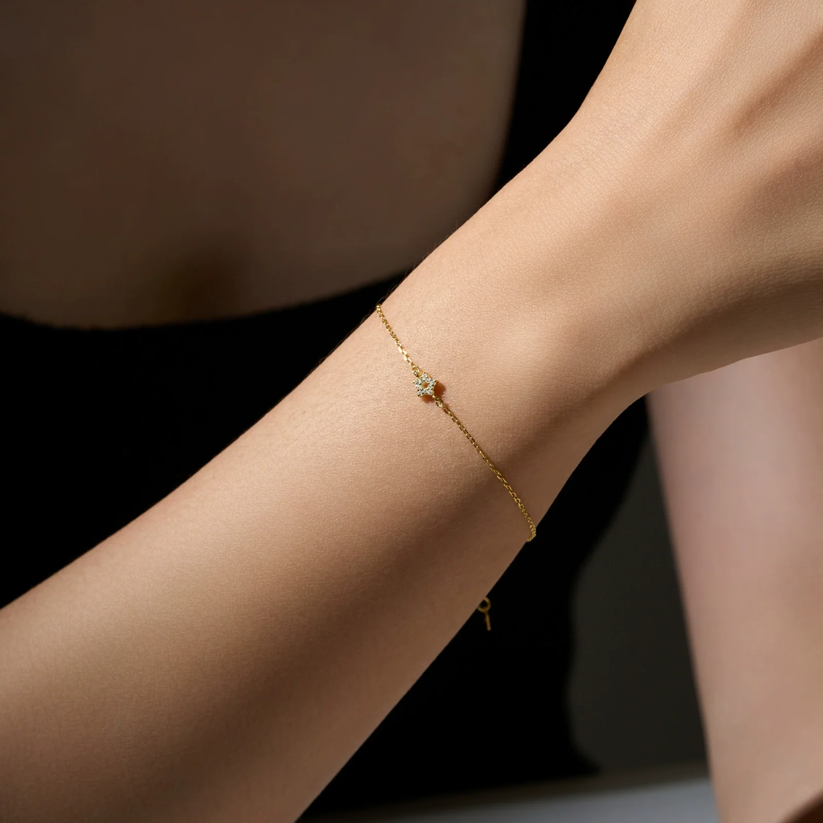 Women's 925 Sterling Silver Star Sweet Style Electroplated Platinum And 18K Gold Bracelet - Image 2
