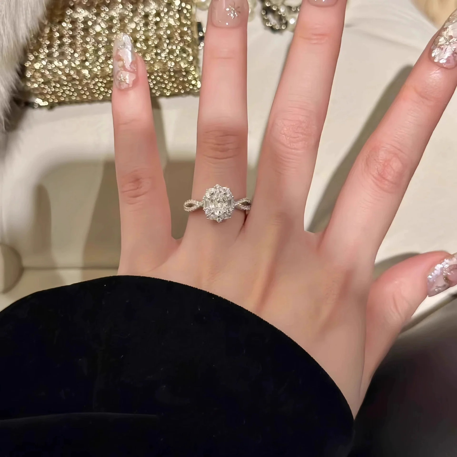 Women's 925 Sterling Silver Ushape Mosan Diamond Ring With Electroplating - Image 2