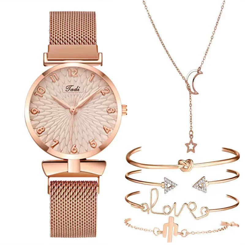 Women's Alloy And Leather Bracelet Set With Round Dial Quartz Watch Leisure Style - Image 15