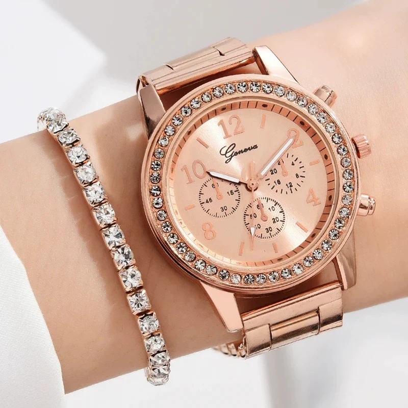 Women's Alloy And Stainless Steel Casual Fashion Rectangle Dial Quartz Watch - Image 2