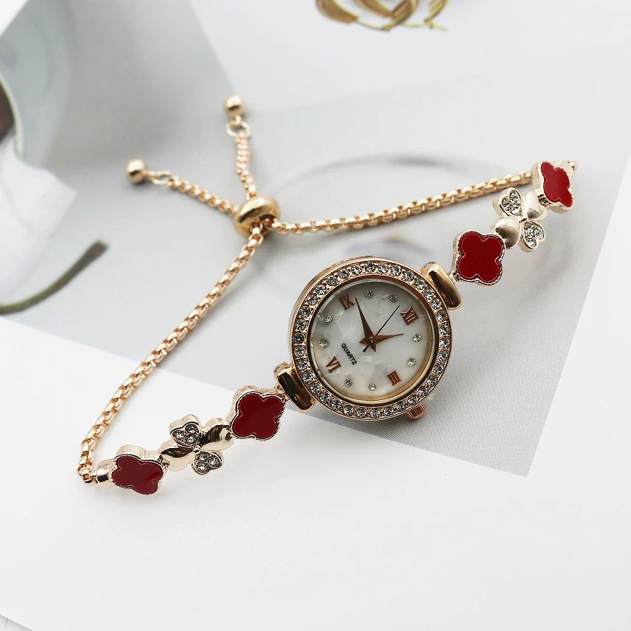 Women's Alloy And Stainless Steel Four Leaf Clover Fashion Pull Bracelet Watch With Round Dial - Image 6