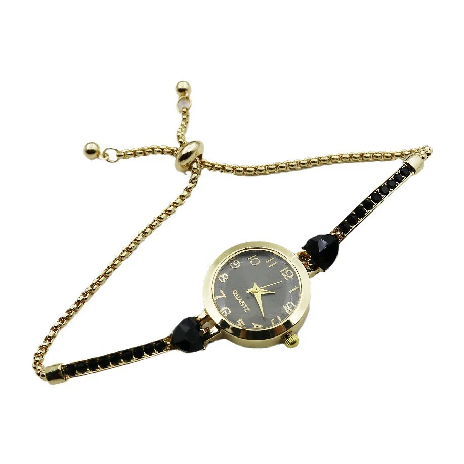 Women's Alloy And Stainless Steel Round Dial Quartz Bracelet Watch Diamondencrusted Leisure Style - Image 5