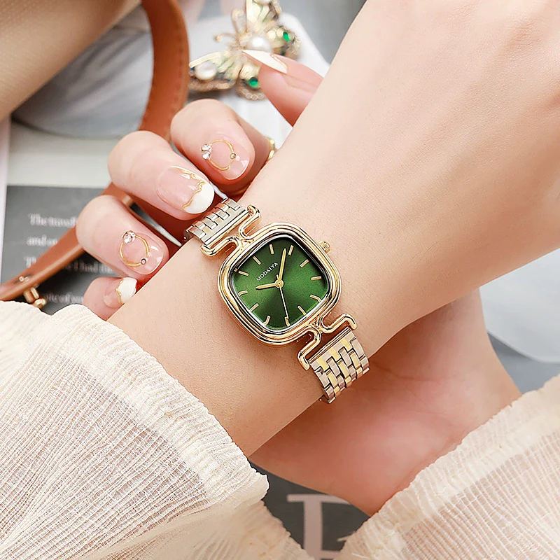 Women's Alloy And Steel Belt Square Dial Quartz Watch Light Luxury Casual Fashionable - Image 6