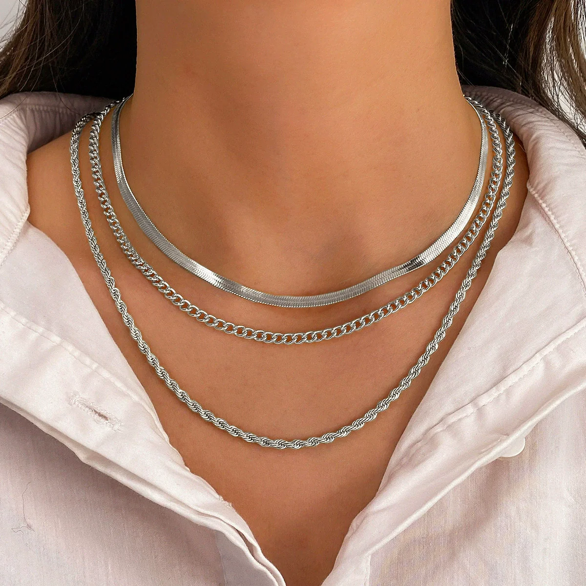 Women's Alloy Box Chain Multilayer Stacked Vintage Golden Necklace With Geometric Design And Electroplating - Image 8