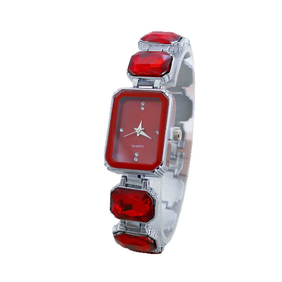 Women's Alloy Bracelet Quartz Watch With Square Dial And Fashion Style - Image 4