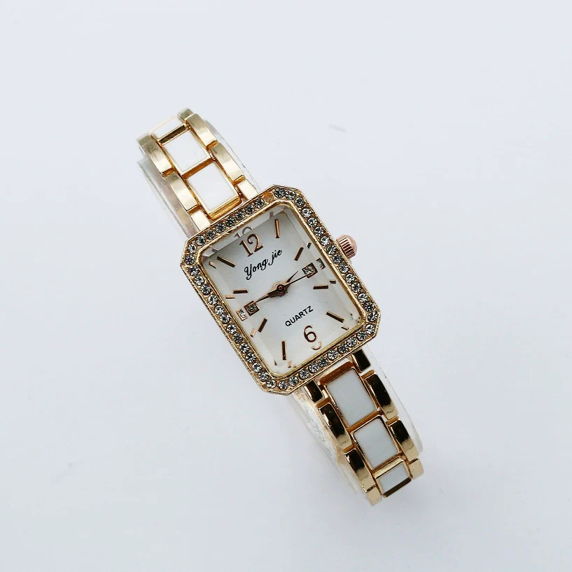 Women's Alloy Bracelet Watch Square Simple Fashion Casual - Image 2