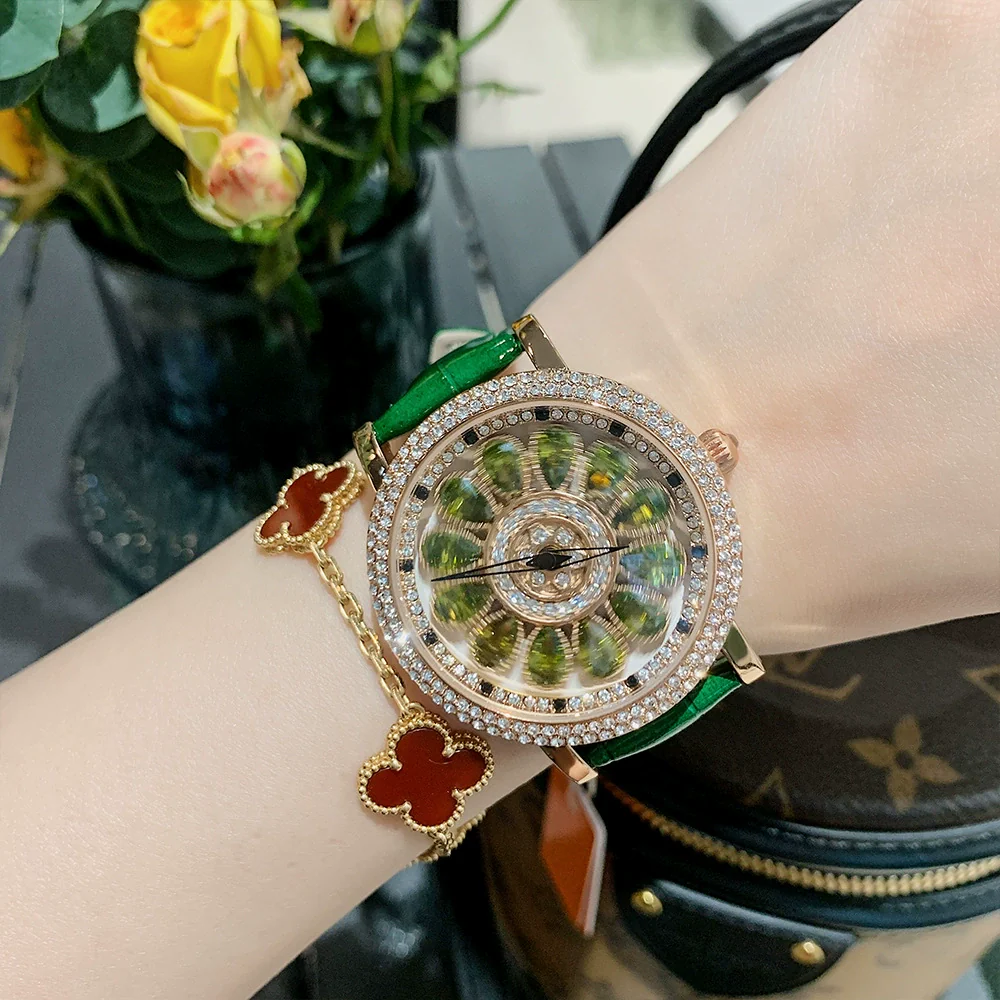 Women's Alloy Case Belt Strap Round Dial Leisure Style Watch - Image 11