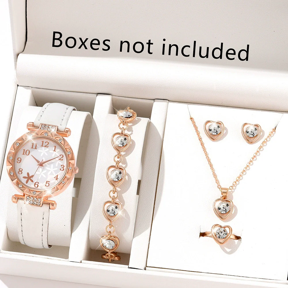 Women's Alloy Case Imitation Leather Strap Round Dial Medieval Style Watches