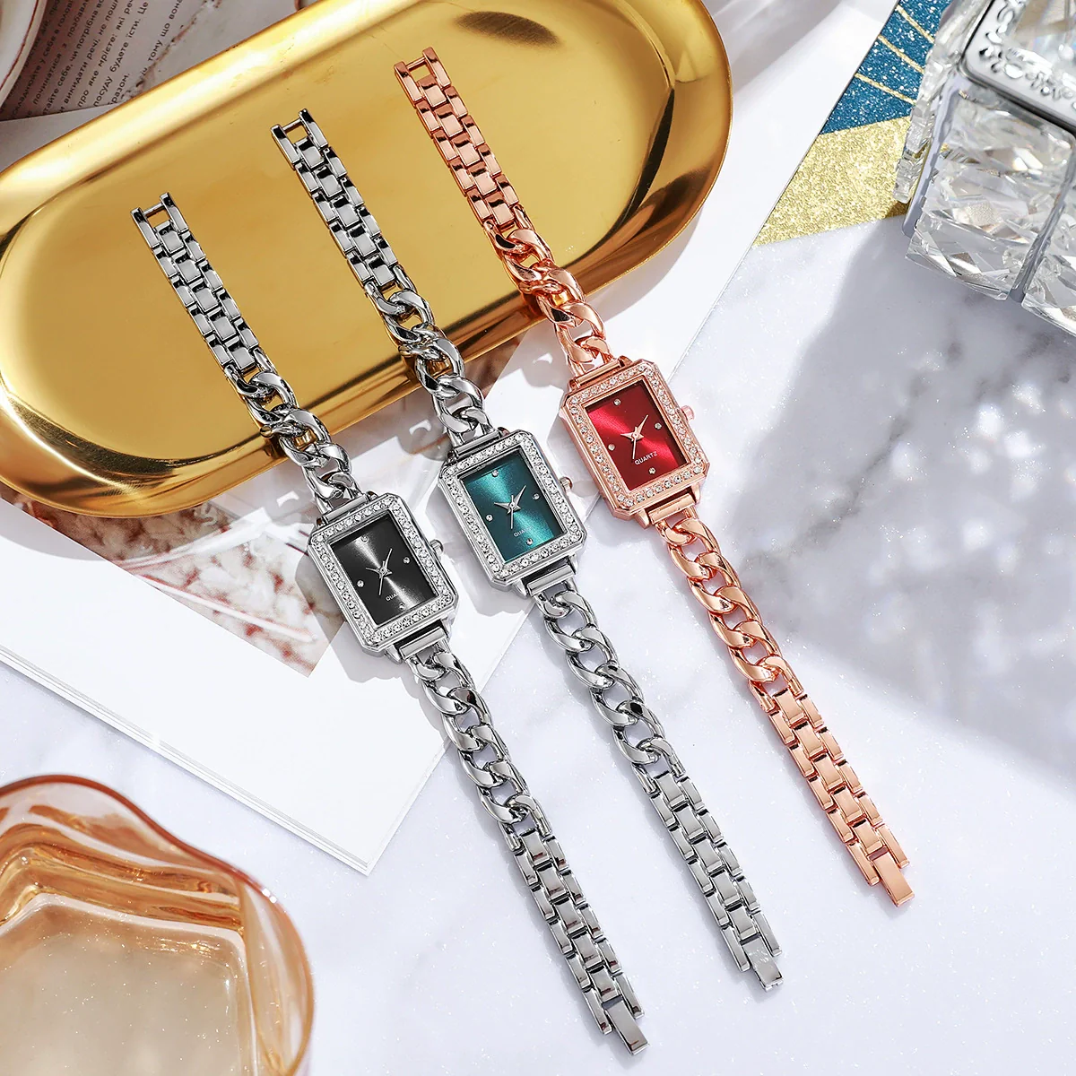 Women's Alloy Case Imitation Leather Strap Square And Round Dial Diamondencrusted Bracelet Watch Simple Retro And Leisure Style - Image 2