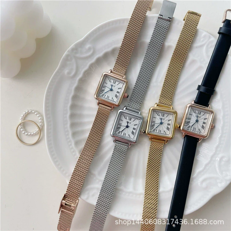 Women's Alloy Case Ordinary Glass Mirror Fashion Simple Small Square Retro Quartz Watch - Image 5