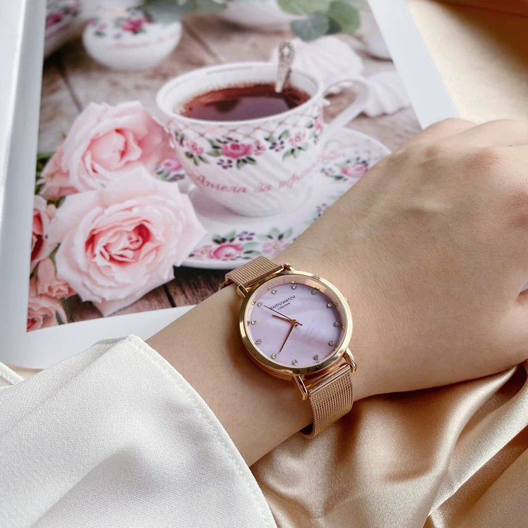 Women's Alloy Case Ordinary Glass Mirror Fashion Starry Sky Watch - Image 3