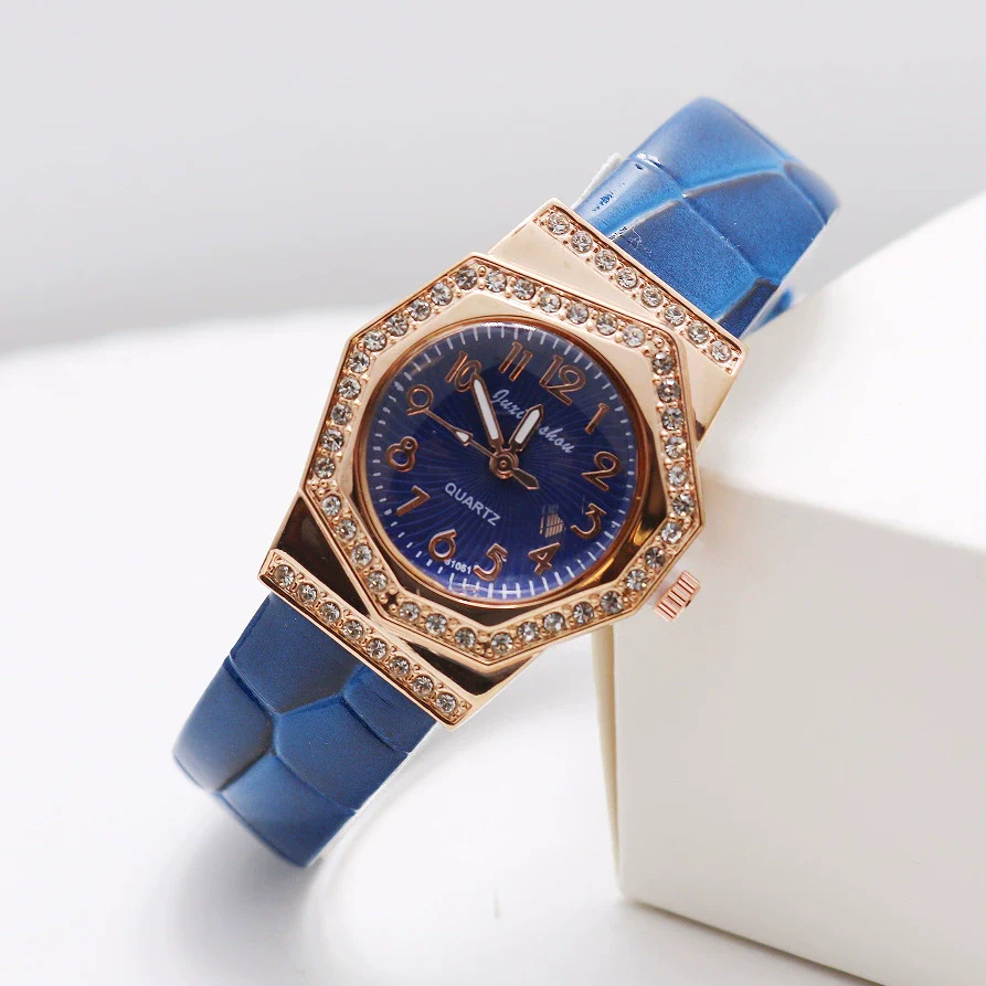Women's Alloy Case Pu Strap Quartz Watch With Rhombus Dial And Spiral Crown In Leisure Style - Image 9