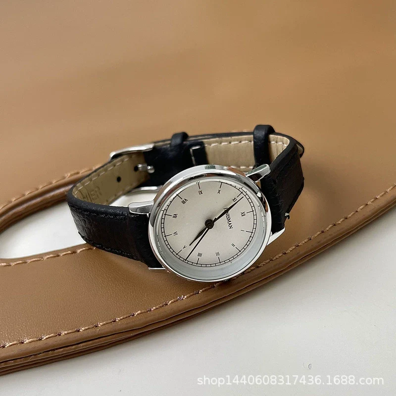 Women's Alloy Case Quartz Watch With Golden Dial Roman Digital And Small Round Shape Leisure Style - Image 2