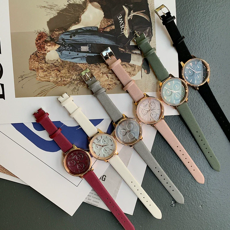 Women's Alloy Case Quartz Watch With Imitation Leather Strap And Stainless Steel Horseshoe Buckle Round Dial Sports Style