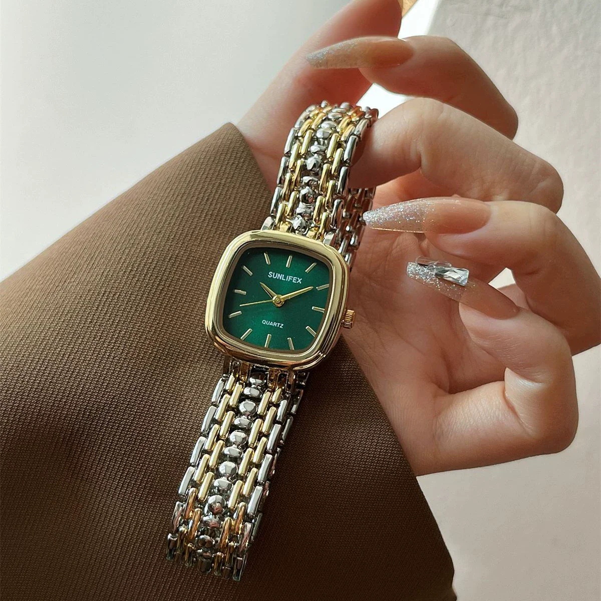 Women's Alloy Case Stainless Steel Band Square Fashion Quartz Watch - Image 2