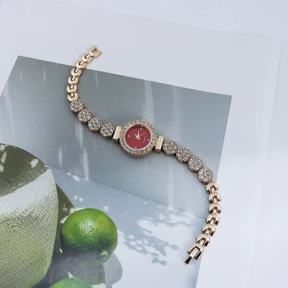 Women's Alloy Casual Quartz Bracelet Watch With Round Dial And Stainless Steel Buckle - Image 3