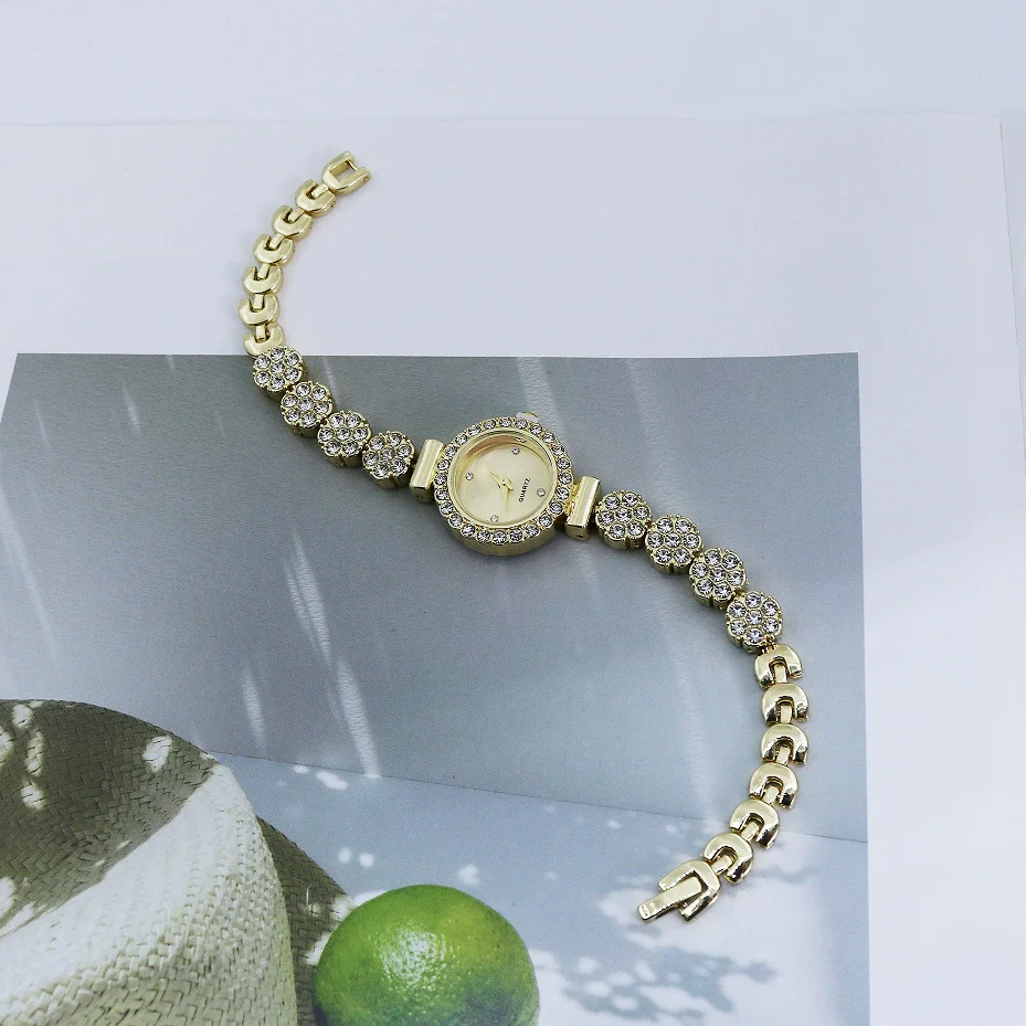 Women's Alloy Casual Quartz Bracelet Watch With Round Dial And Stainless Steel Buckle - Image 6