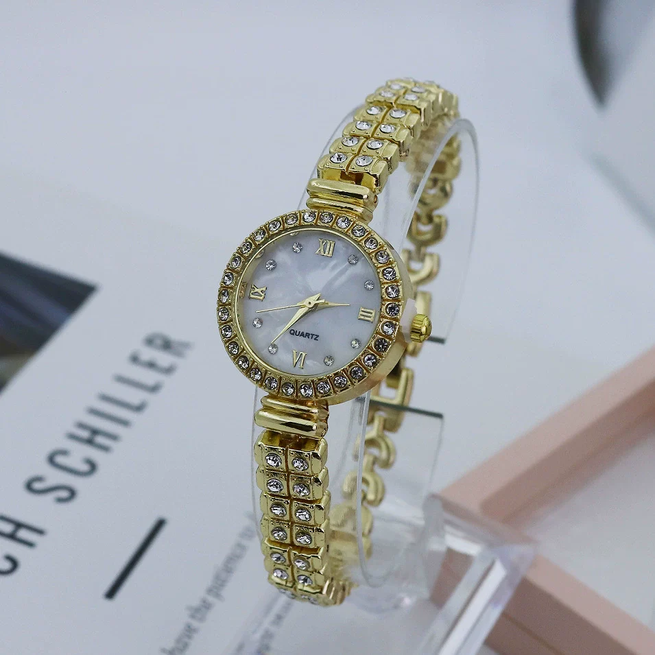 Women's Alloy Casual Round Dial Diamondencrusted Watch - Image 2