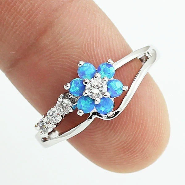 Women's Alloy Flower Ring With Faux Opal And Zircon Design - Image 3