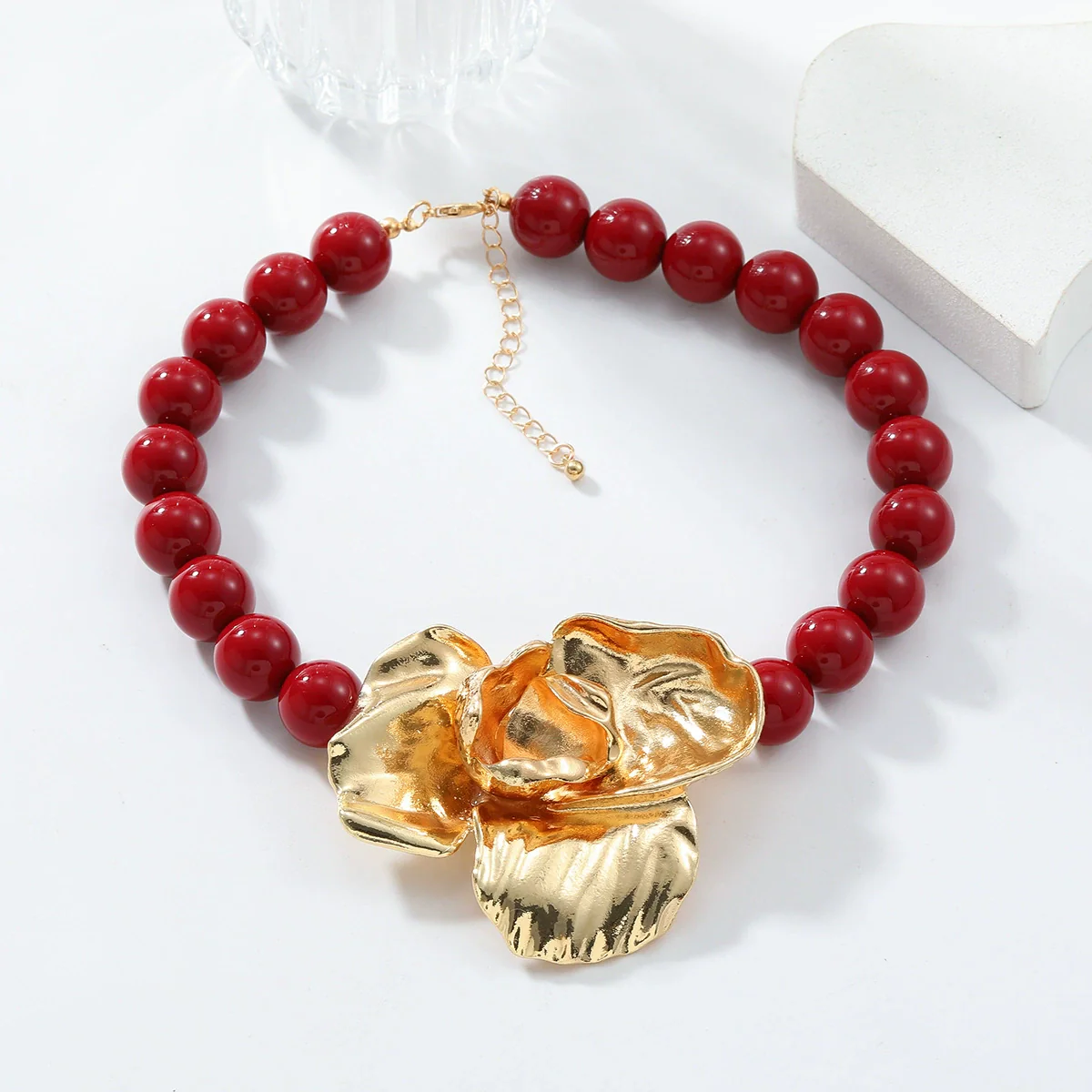 Women's Alloy Geometric Flower Pendant Snake Bone Chain Necklace With Electroplating - Image 4