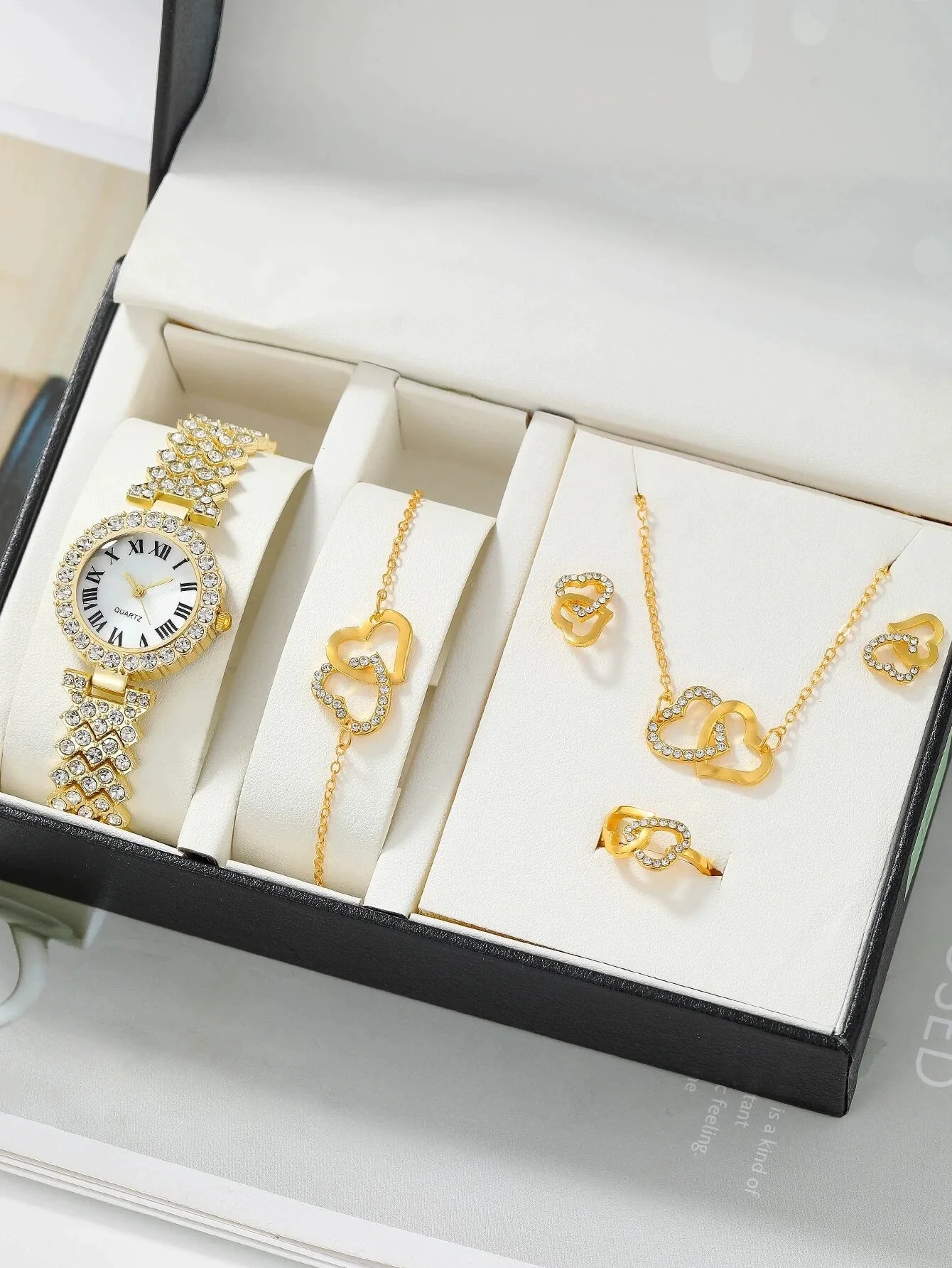 Women's Alloy Glass Quartz Business Style Round Dial Watch - Image 6