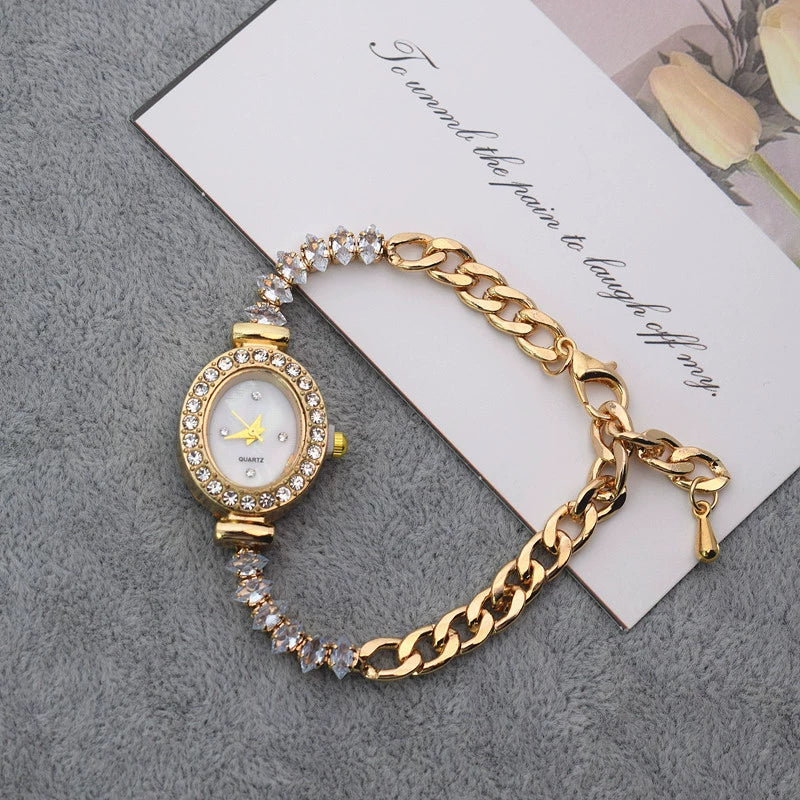 Women's Alloy Heartshaped And Oval Quartz Bracelet Watch Elegant Fashion Leisure Style - Image 8