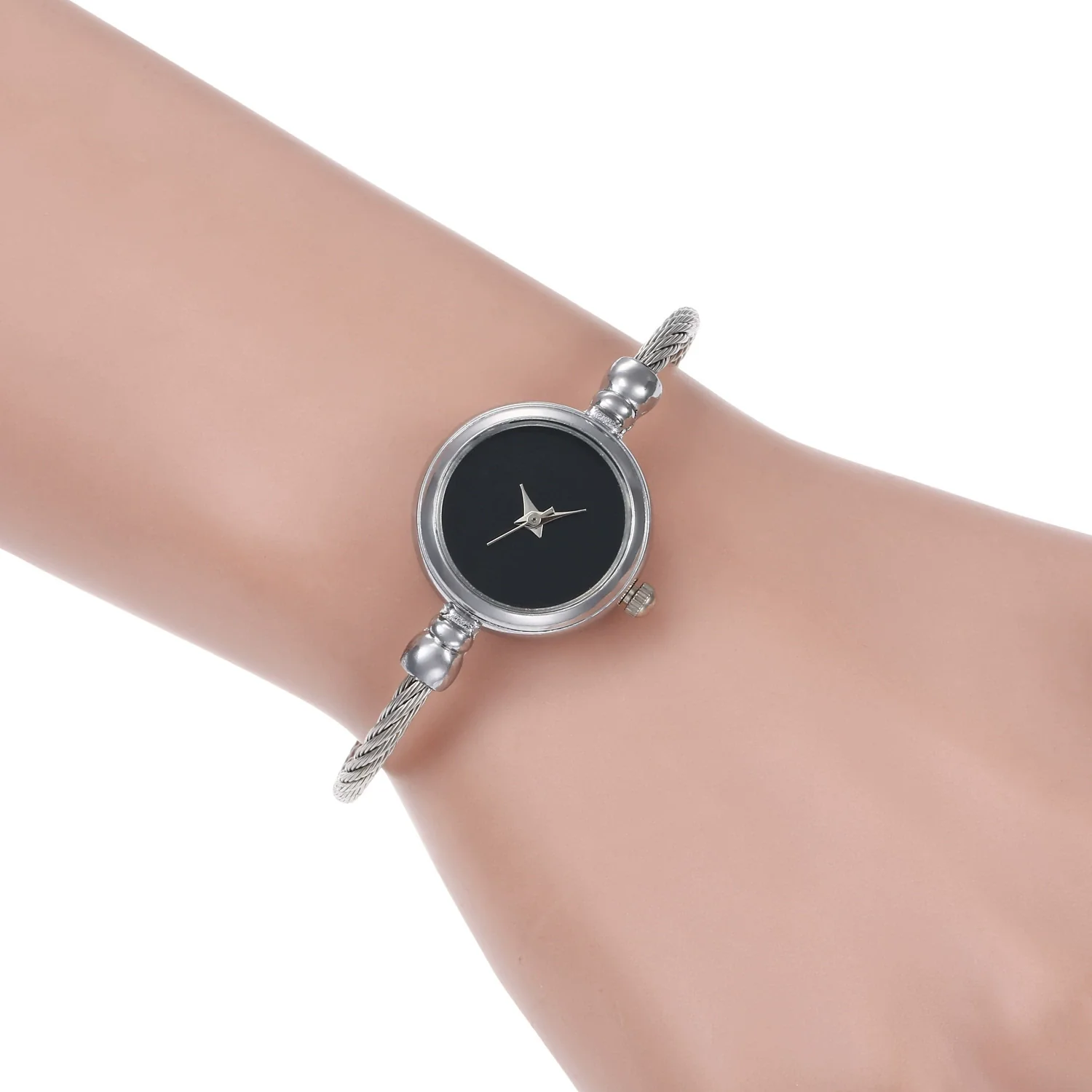 Women's Alloy Iron Strap Round Dial Casual Bracelet Watch - Image 4