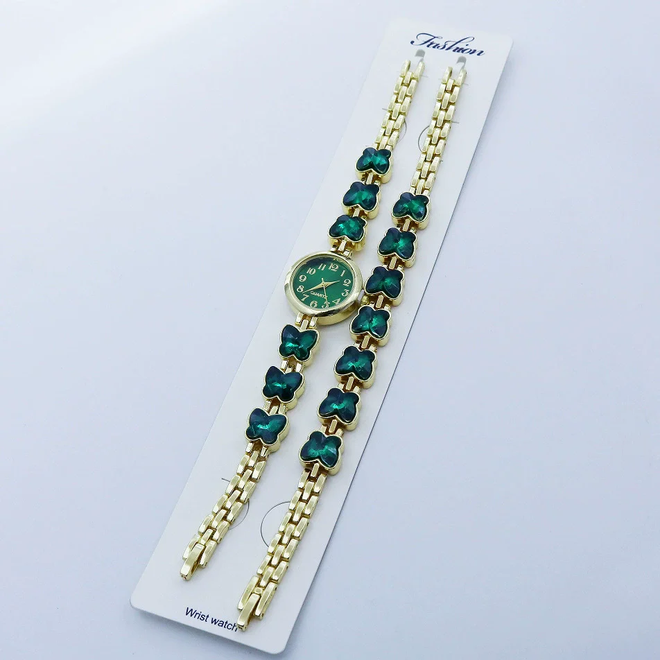 Women's Alloy Quartz Bracelet Watch Set With Round Dial And Fashion Style - Image 9