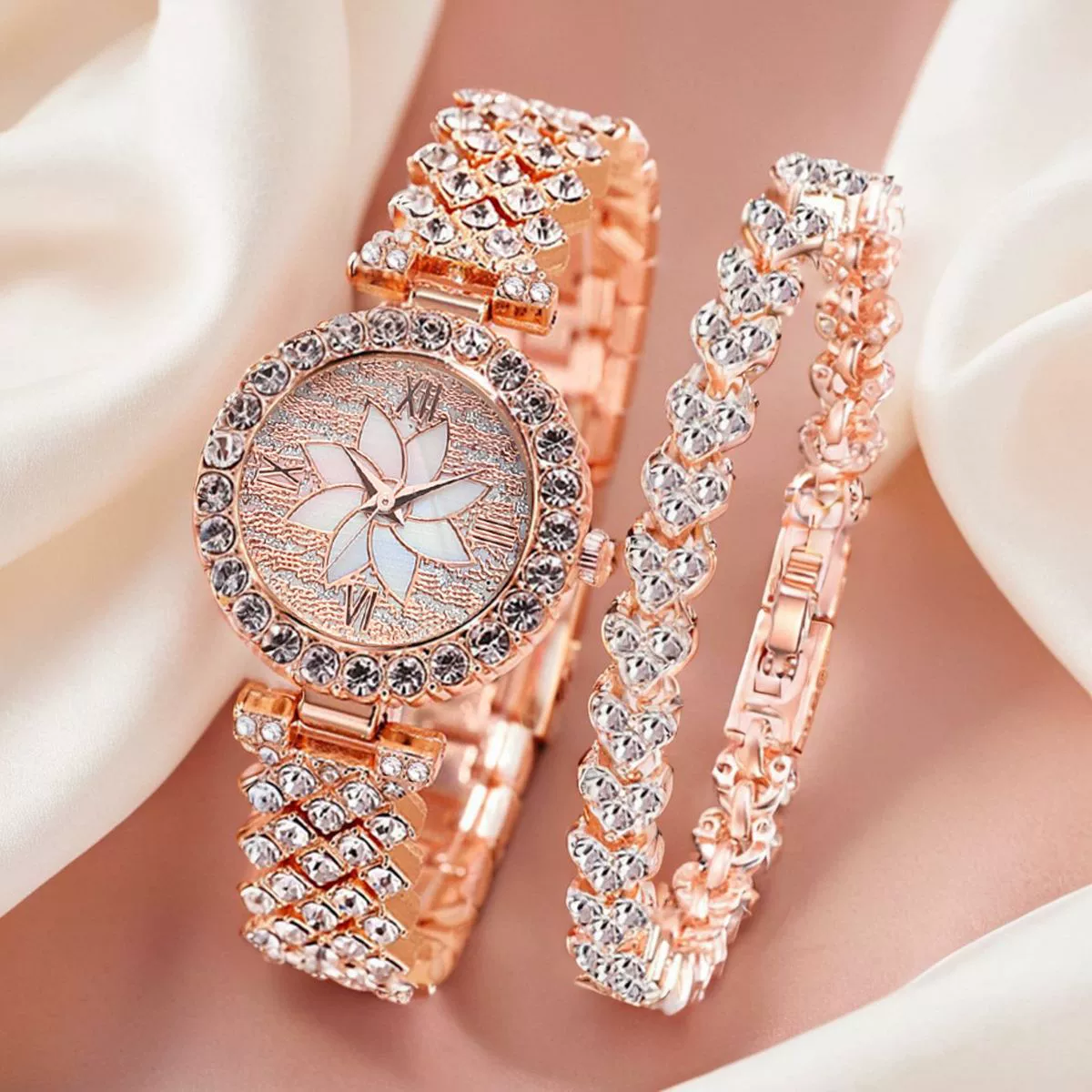 Women's Alloy Quartz Fashion Watch With Round Dial And Stainless Steel Clasp - Image 16