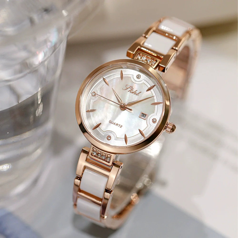 Women's Alloy Quartz Watch With Mineral Strengthened Glass Mirror Round Dial - Image 4