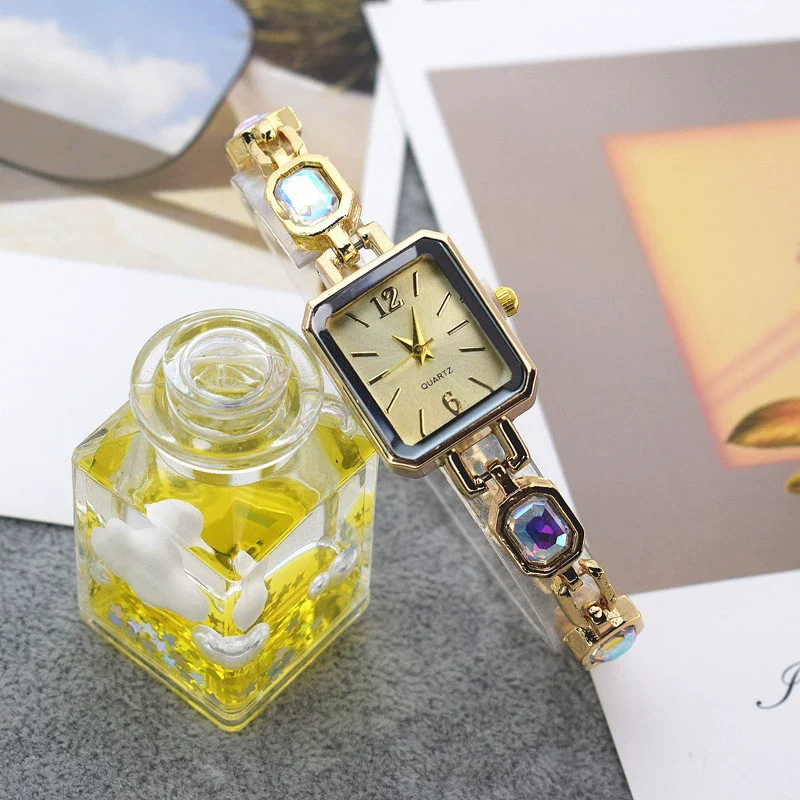 Women's Alloy Rectangle Dial Casual Midcentury Style Quartz Bracelet Watch - Image 8