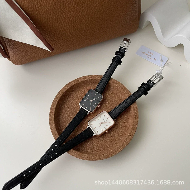 Women's Alloy Rectangular Quartz Watch Simple Retro And Fashionable Leisure Style - Image 2