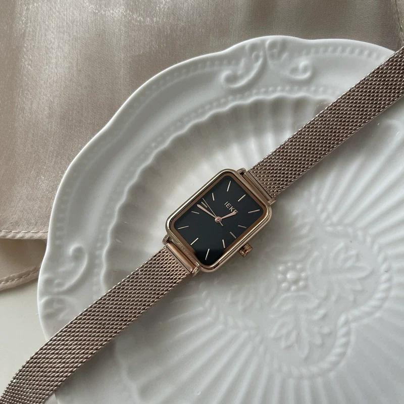 Women's Alloy Rectangular Stud Scale Quartz Watch Leisure Style - Image 7