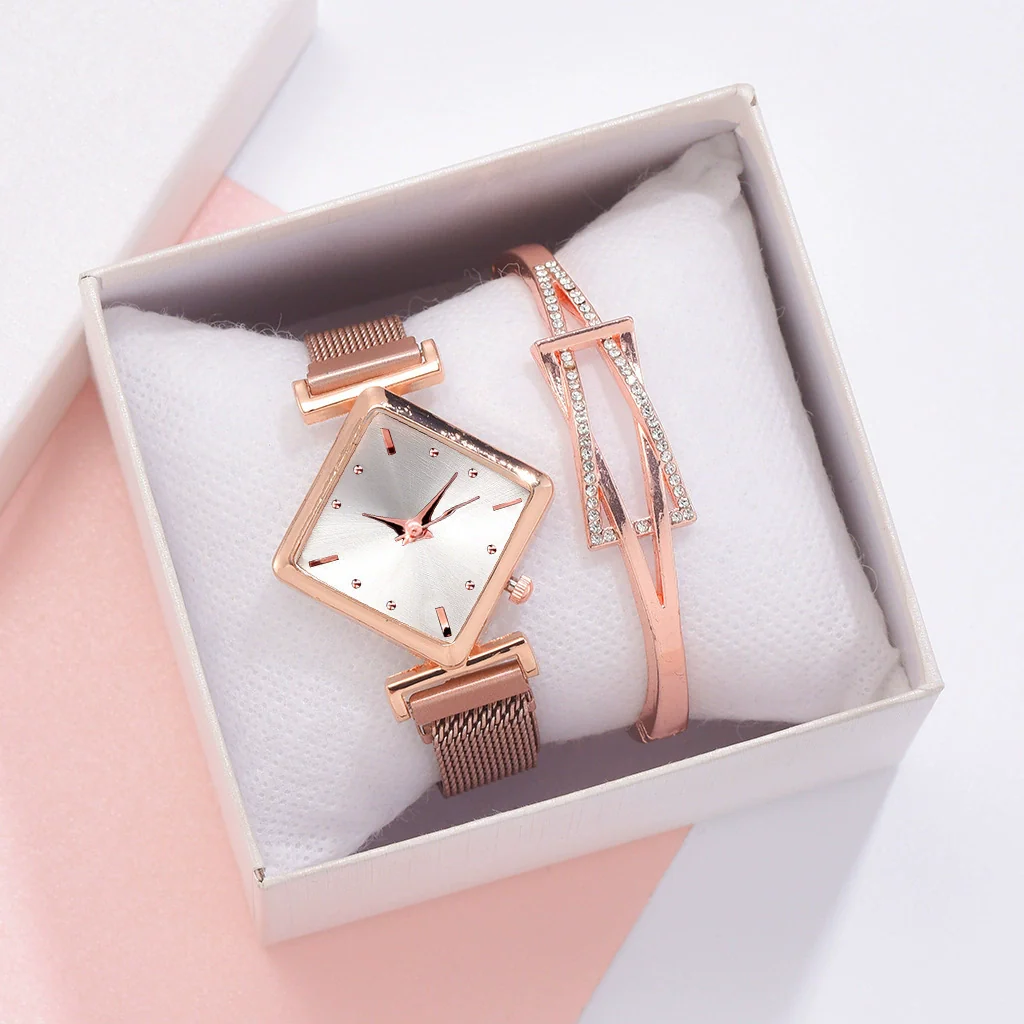Women's Alloy Rhombus Quartz Watch Simple Personality Fashion With Printed Logo - Image 24