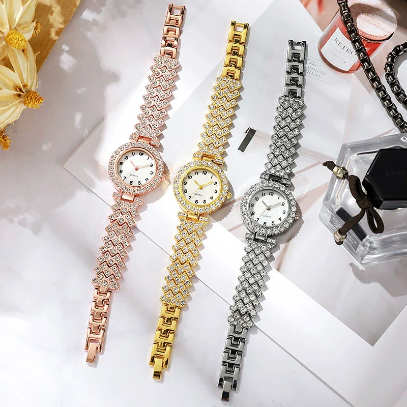 Women's Alloy Round Dial Quartz Bracelet Watch With Rhinestones And Casual Style - Image 4