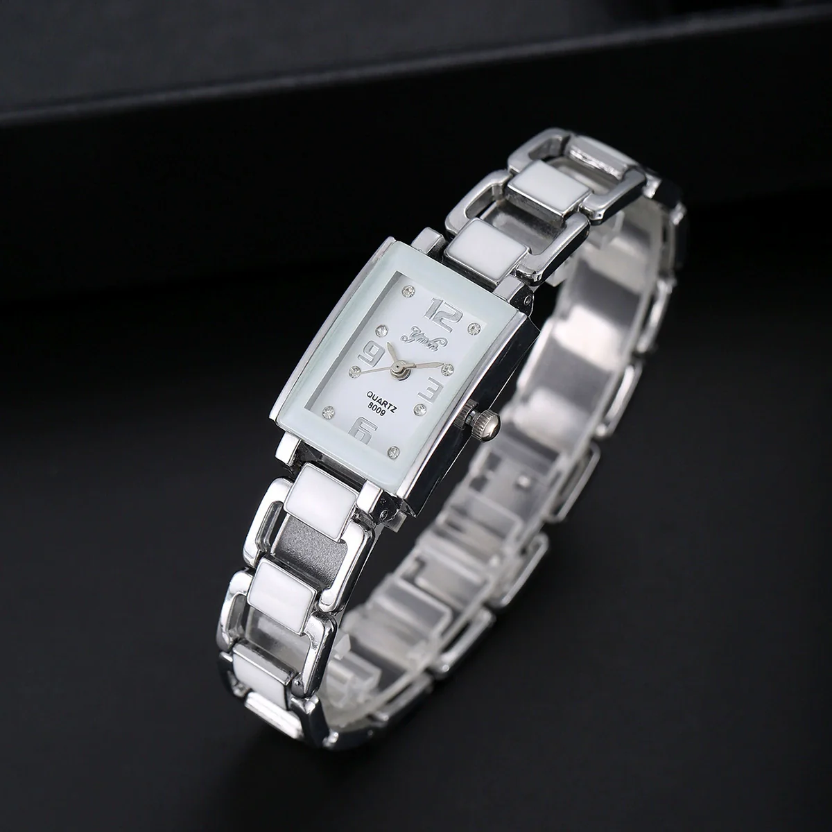 Women's Alloy Stainless Steel Ordinary Glass Mirror Rectangle Dial Quartz Bracelet Watch - Image 4