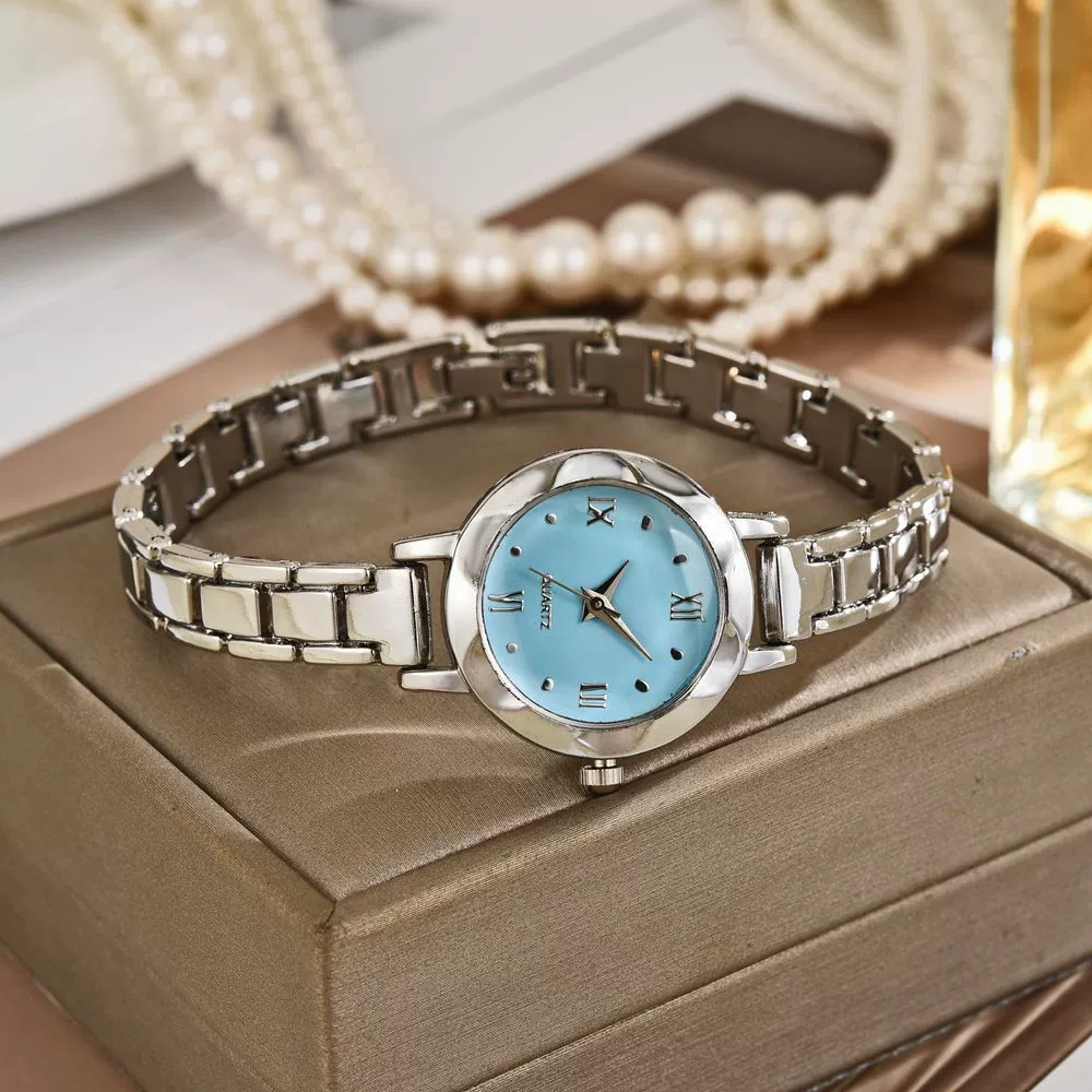 Women's Alloy Strap Round Dial Casual Retro Light Luxury Student Watch - Image 4