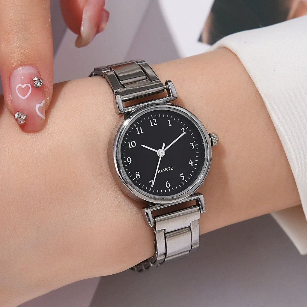Women's Alloy Strap Round Dial Quartz Watch Simple And Versatile Style - Image 4