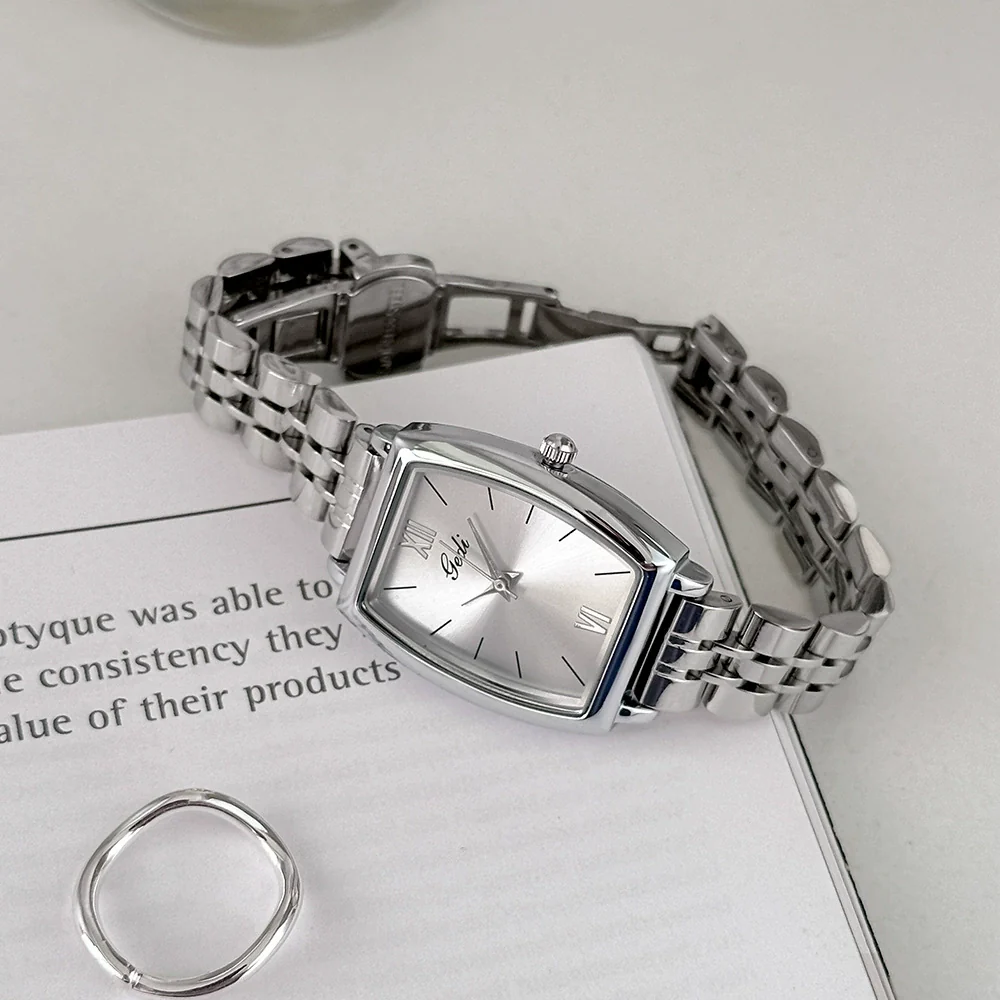 Women's Alloy Watch With Rectangle Dial And Stainless Steel Clasp French Retro Elegant Style - Image 2