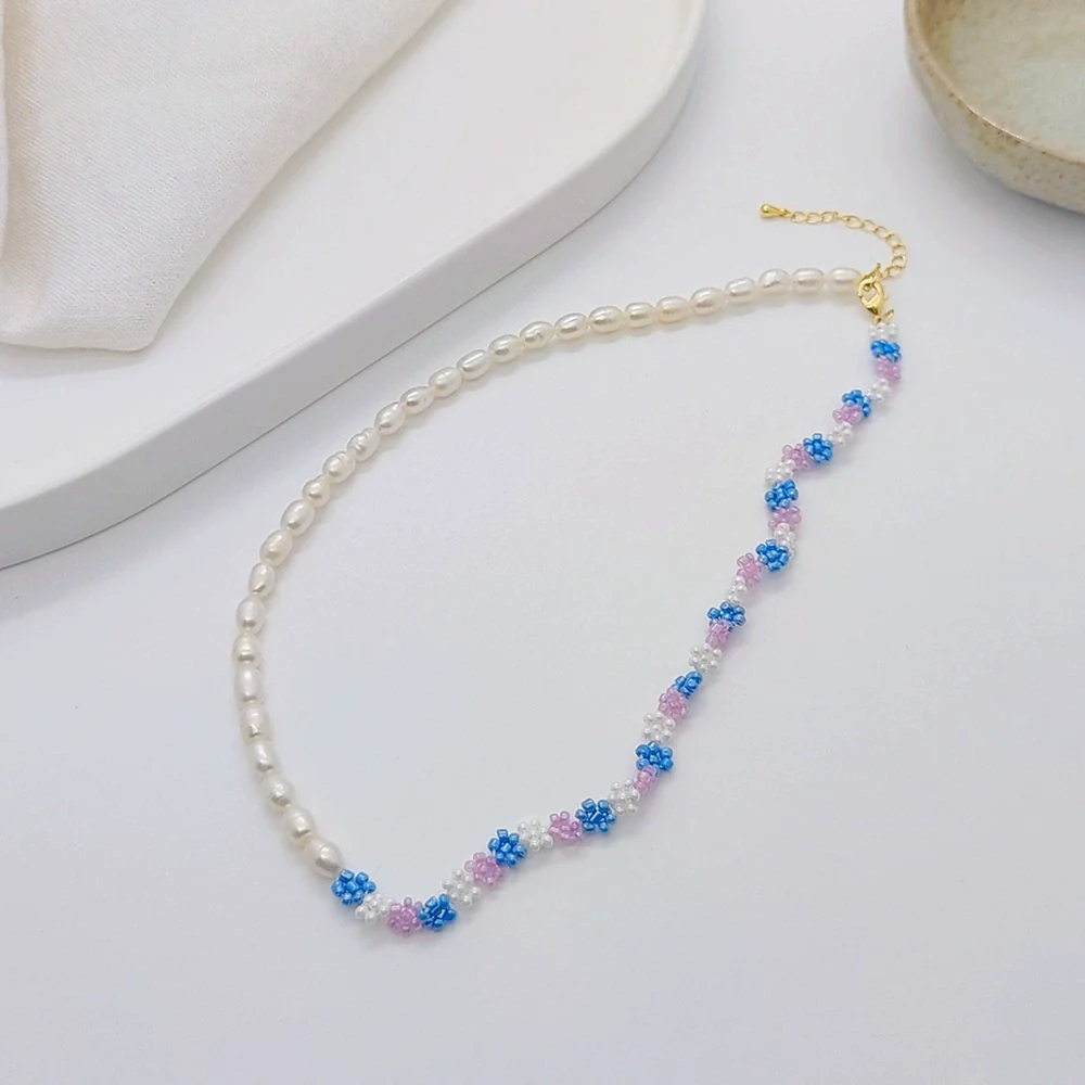 Women's Baroque Natural Pearl And Organic Glass Daisy Flower Handwoven Clavicle Chain With Geometric Styling - Image 10