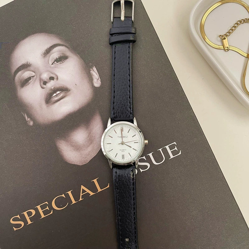 Women's Belt Watch Alloy Case Ordinary Glass Mirror Retro Round Dial Leisure Style - Image 3