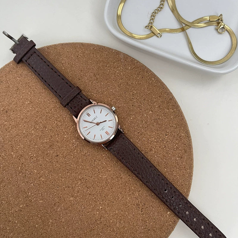 Women's Belt Watch Alloy Case Ordinary Glass Mirror Retro Round Dial Leisure Style - Image 6