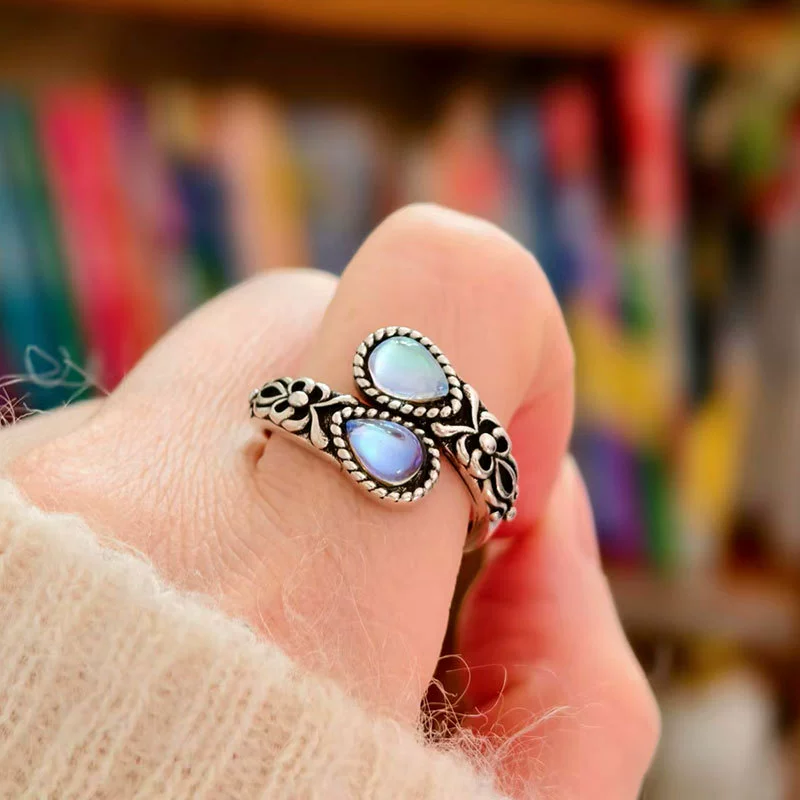 Women's Bohemian Retro Black Agate Spoon Moonstone Open Ring Copper Electroplated Geometric - Image 3