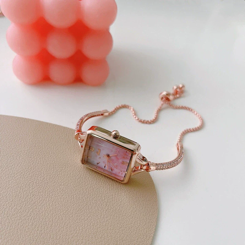 Women's Bracelet Watch Alloy Case Ordinary Glass Mirror Leisure Marble Square Design - Image 3