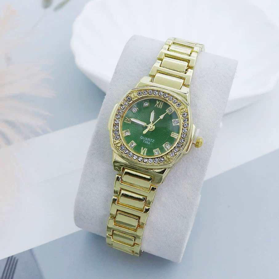 Women's Casual Alloy Breadshaped Square Dial Watch - Image 7