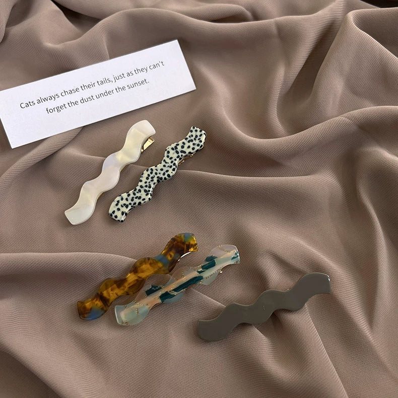 Women's Casual Duckbill Hair Clip Handmade From Acetic Acid Material - Image 3